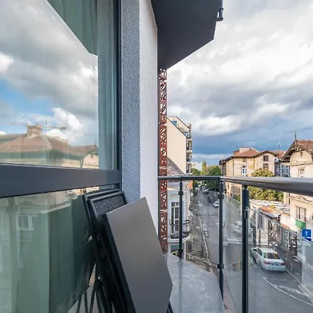 Bright & Cozy 1bd In а New Building ソフィア